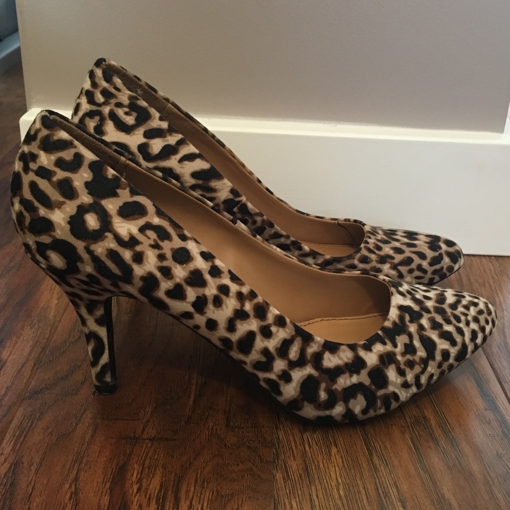 CHEETAH HEELS
